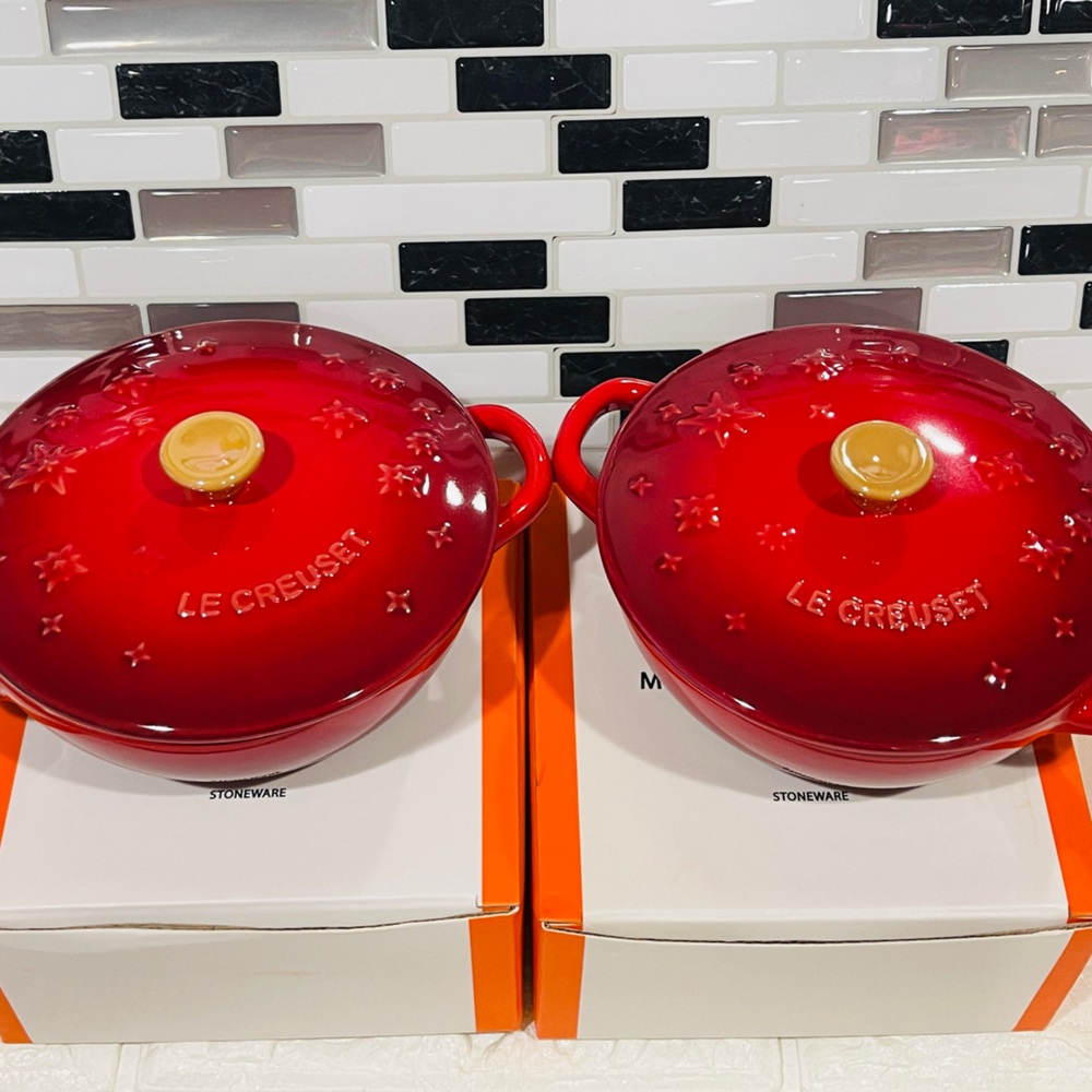 Le Creuset Mini Marmite Star Relief